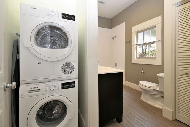 1810 Oxford Street, Houston, TX 77008