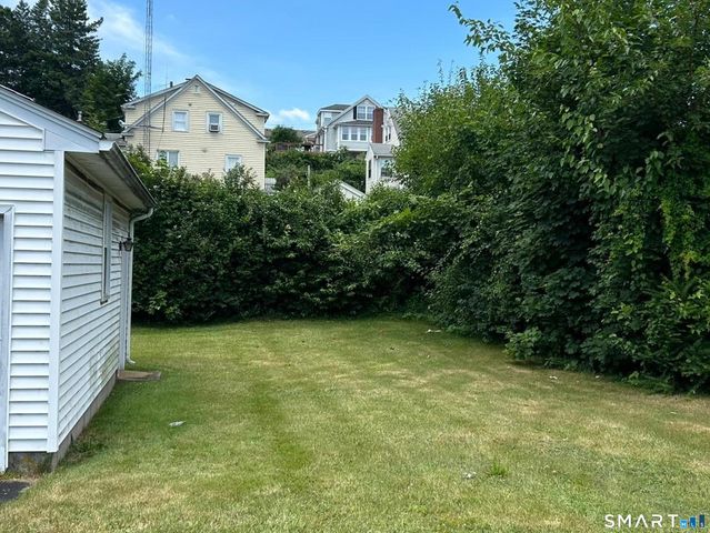 38 Beecher Street, Southington, CT 06489