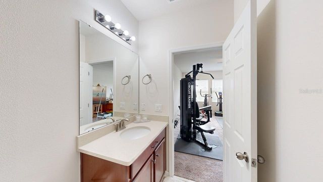 914 BAY BRIDGE CIRCLE, Apopka, FL 32703