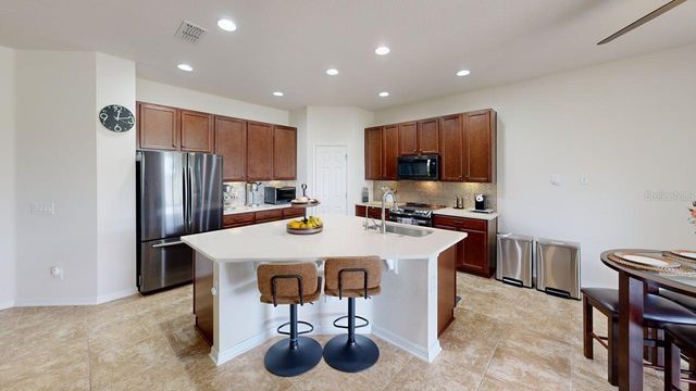 914 BAY BRIDGE CIRCLE, Apopka, FL 32703