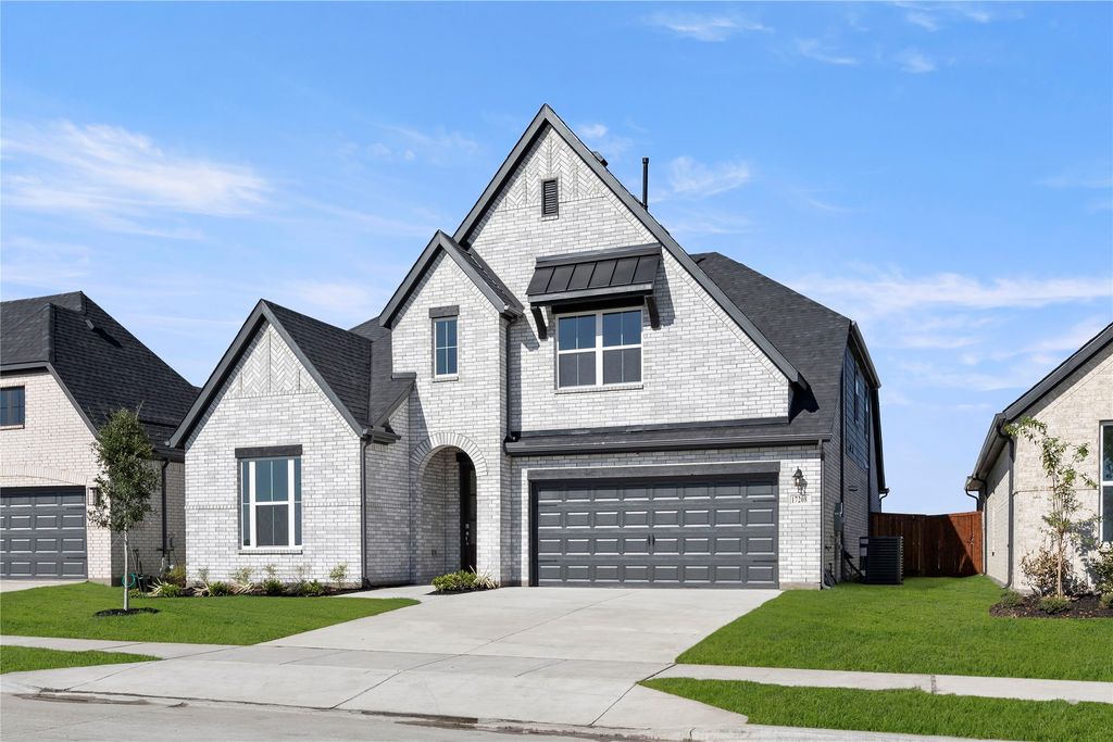 17208 Oxborough Drive, Fort Worth, TX 76247 — photo 2