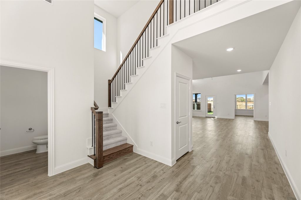 17208 Oxborough Drive, Fort Worth, TX 76247 — photo 5