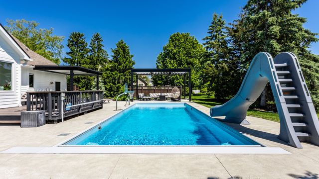 11509 Nicole Court, Carmel, IN 46032