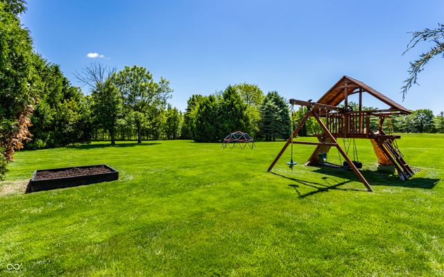 11509 Nicole Court, Carmel, IN 46032