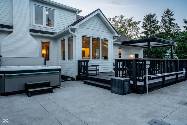 11509 Nicole Court, Carmel, IN 46032