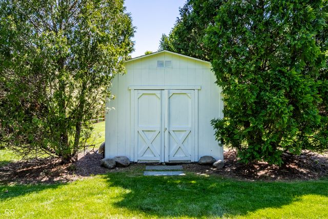 11509 Nicole Court, Carmel, IN 46032