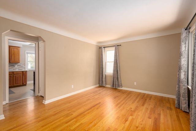 25430 Colgate Street, Dearborn Heights, MI 48125