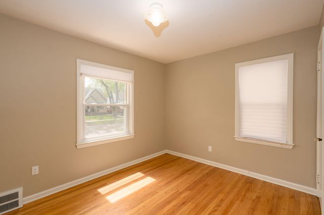 25430 Colgate Street, Dearborn Heights, MI 48125