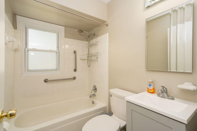 25430 Colgate Street, Dearborn Heights, MI 48125