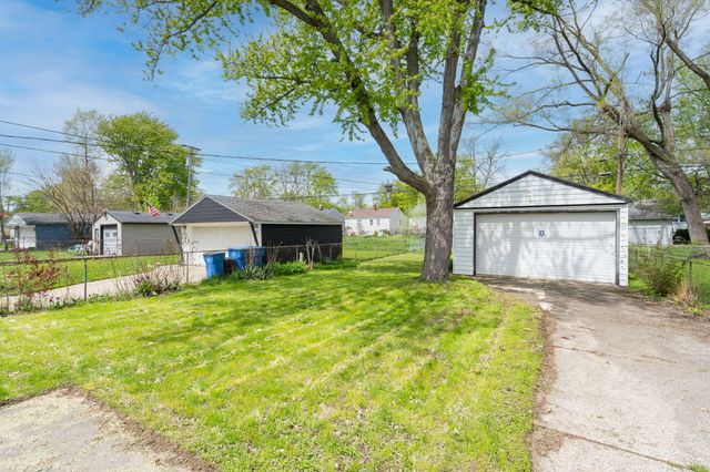 25430 Colgate Street, Dearborn Heights, MI 48125