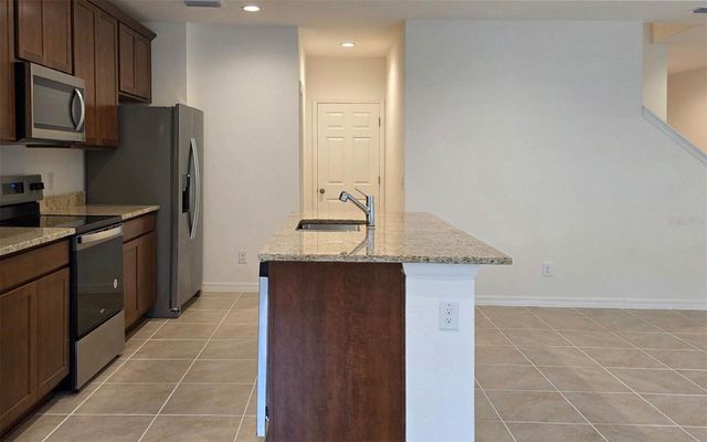 207 GLASS ONION DRIVE, Groveland, FL 34737