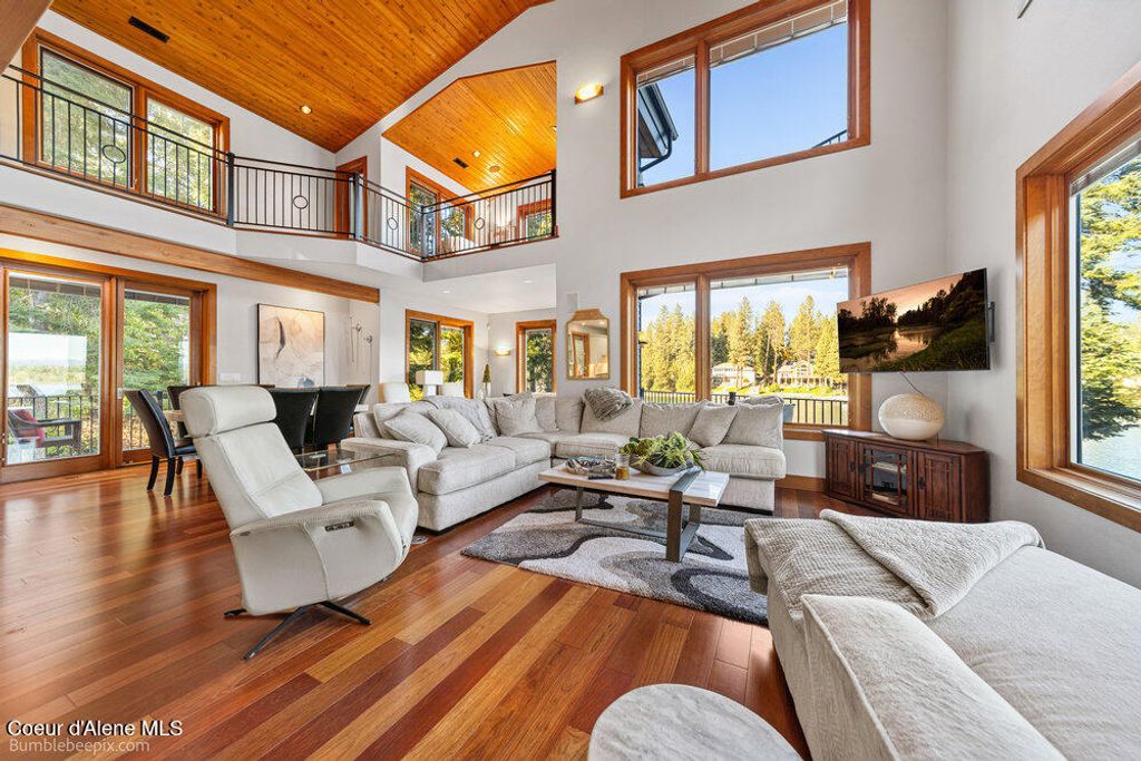 8817 W RIVERVIEW DR, Coeur d'Alene, ID 83814 photo 19