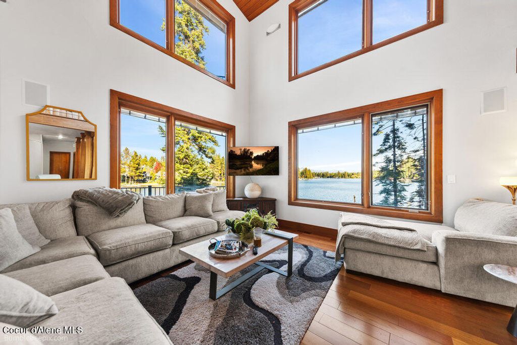 8817 W RIVERVIEW DR, Coeur d'Alene, ID 83814 photo 21