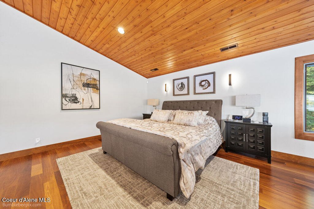 8817 W RIVERVIEW DR, Coeur d'Alene, ID 83814 photo 35
