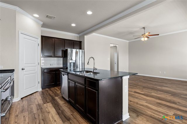 806 Dunford Drive, Temple, TX 76502