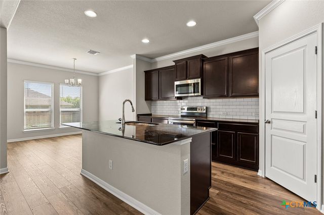 806 Dunford Drive, Temple, TX 76502