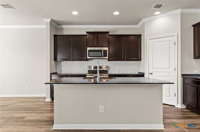 806 Dunford Drive, Temple, TX 76502
