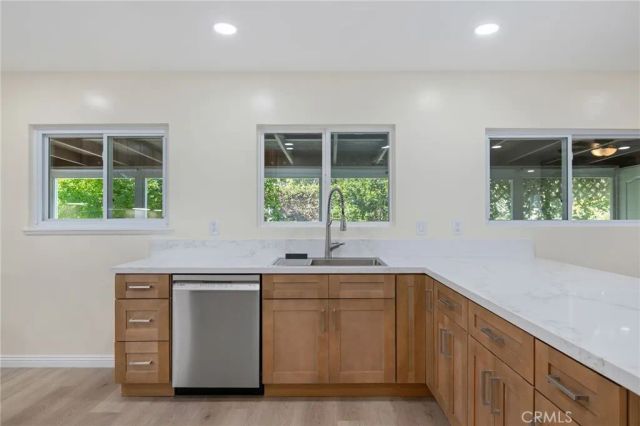 329 Bucknell Avenue, Ventura, CA 93003