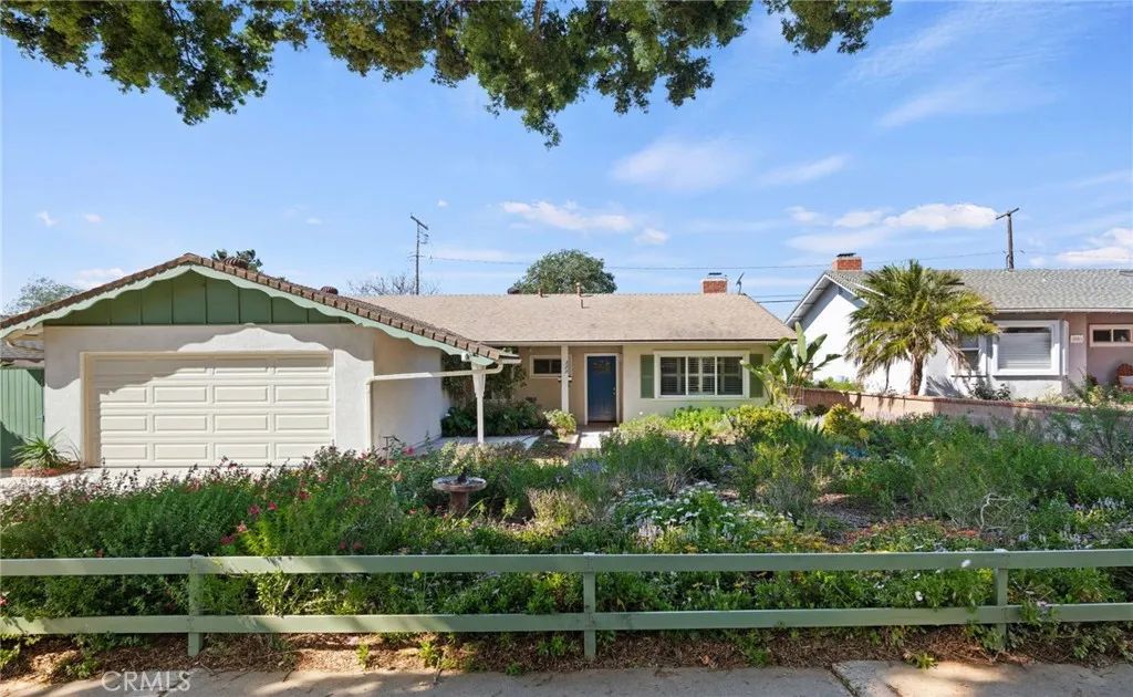 329 Bucknell Avenue, Ventura, CA 93003