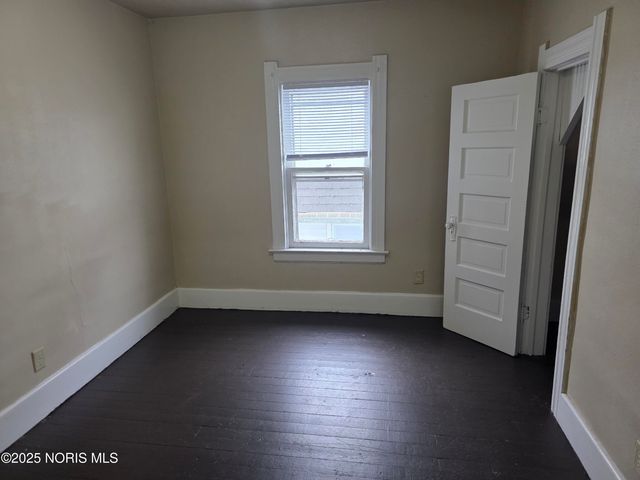 420 E Oakland Street, Toledo, OH 43608