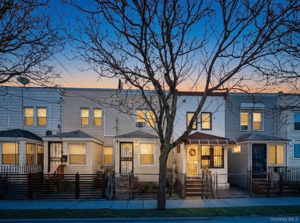 118-33 152nd Street, Jamaica, NY 11434