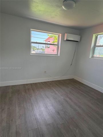 1465 W 28th Street 4, Hialeah, FL 33010