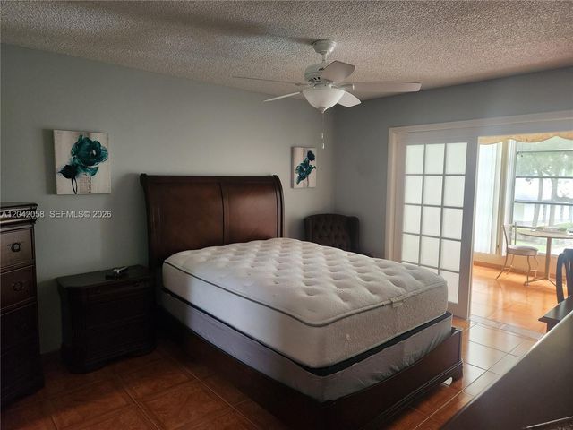5001 NW 34th Street 205, Lauderdale Lakes, FL 33319