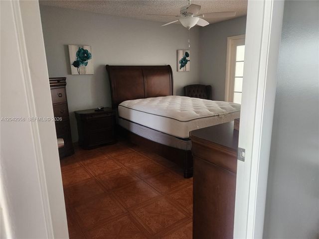 5001 NW 34th Street 205, Lauderdale Lakes, FL 33319