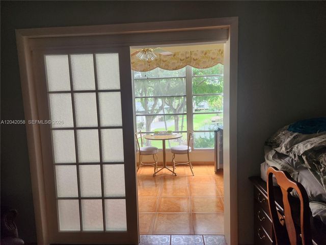 5001 NW 34th Street 205, Lauderdale Lakes, FL 33319