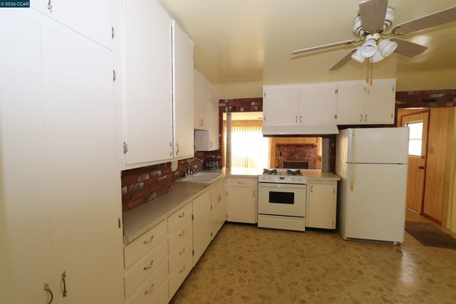 7558 Delia Ave, Sun Valley (los Angeles), CA 91352