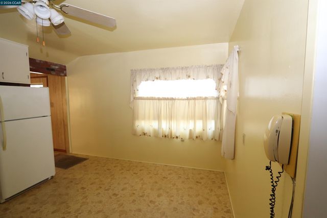 7558 Delia Ave, Sun Valley (los Angeles), CA 91352