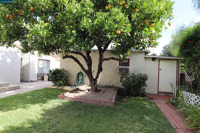 7558 Delia Ave, Sun Valley (los Angeles), CA 91352