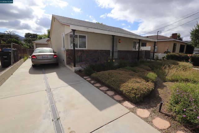 7558 Delia Ave, Sun Valley (los Angeles), CA 91352