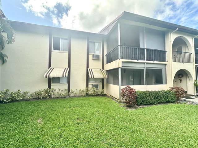 5773 La Pinata Boulevard C-1, Greenacres, FL 33463
