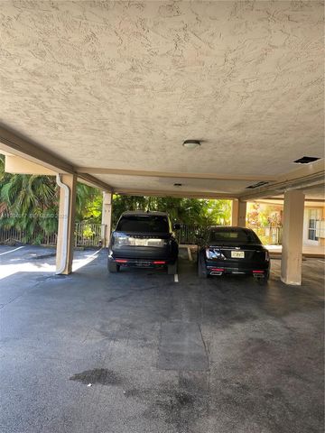 2420 Diana Dr 208, Hallandale Beach, FL 33009