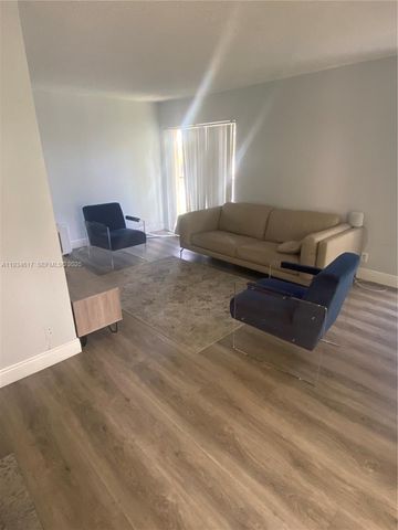 2420 Diana Dr 208, Hallandale Beach, FL 33009