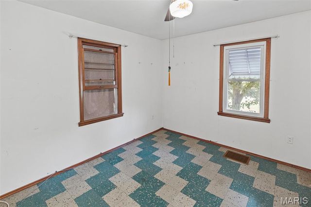 712 Hill Road, Caseyville, IL 62232