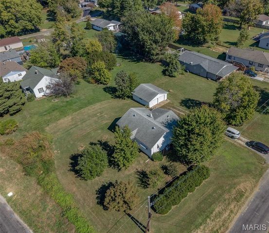 712 Hill Road, Caseyville, IL 62232