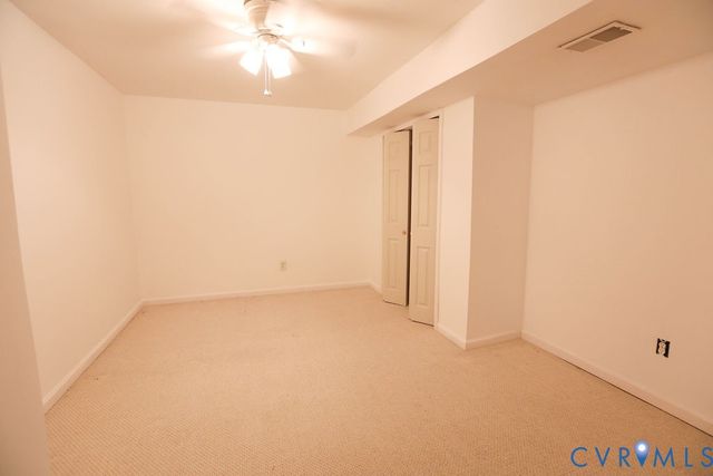 5217 Joshua Tree Cir, Fredericksburg, VA 22407