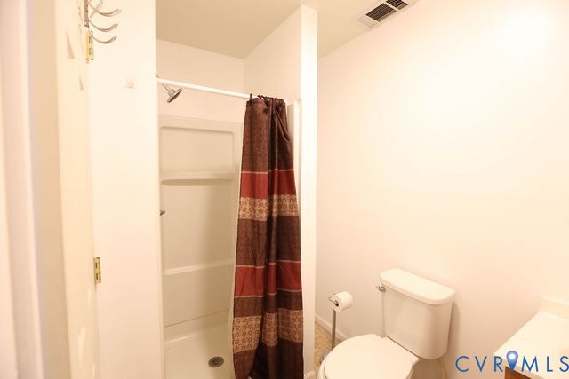 5217 Joshua Tree Cir, Fredericksburg, VA 22407