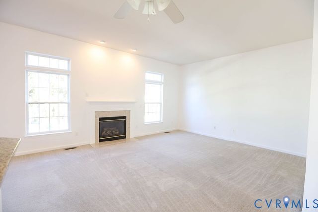 5217 Joshua Tree Cir, Fredericksburg, VA 22407