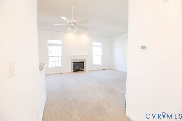 5217 Joshua Tree Cir, Fredericksburg, VA 22407