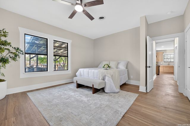 806 Kayton Ave, San Antonio, TX 78210