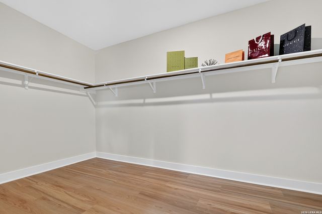 806 Kayton Ave, San Antonio, TX 78210