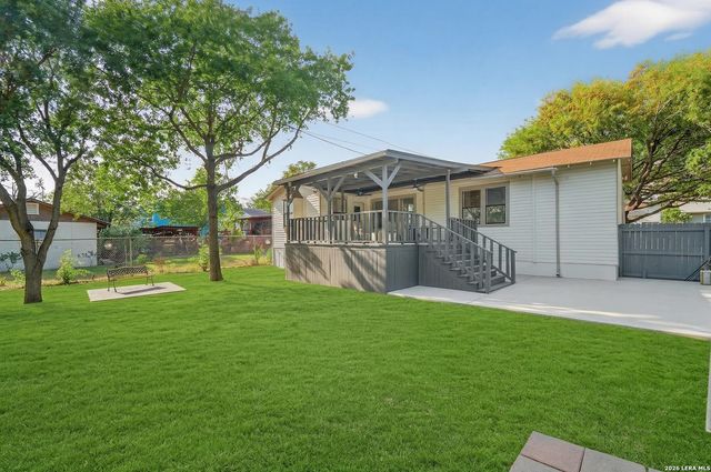 806 Kayton Ave, San Antonio, TX 78210