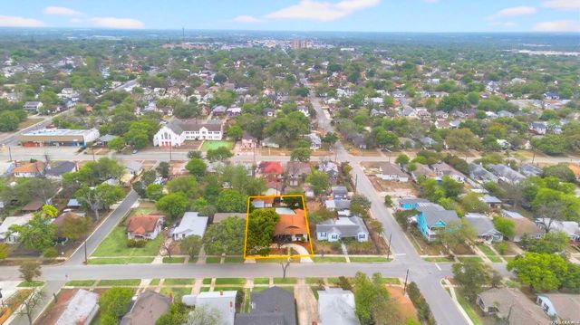 806 Kayton Ave, San Antonio, TX 78210