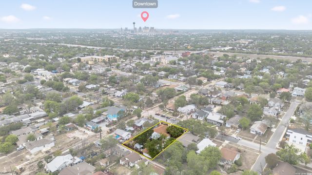 806 Kayton Ave, San Antonio, TX 78210