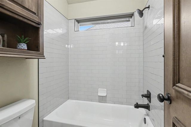 5213 NW 116th Street, Oklahoma City, OK 73162