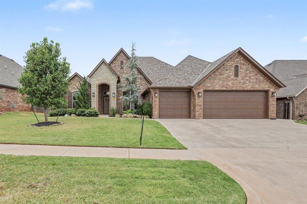 5213 NW 116th Street, Oklahoma City, OK 73162