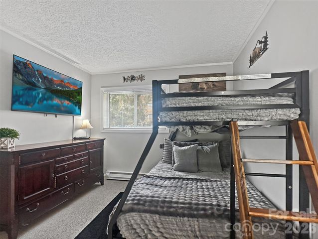 102 Sugar Ski Drive 232, Sugar Mountain, NC 28604